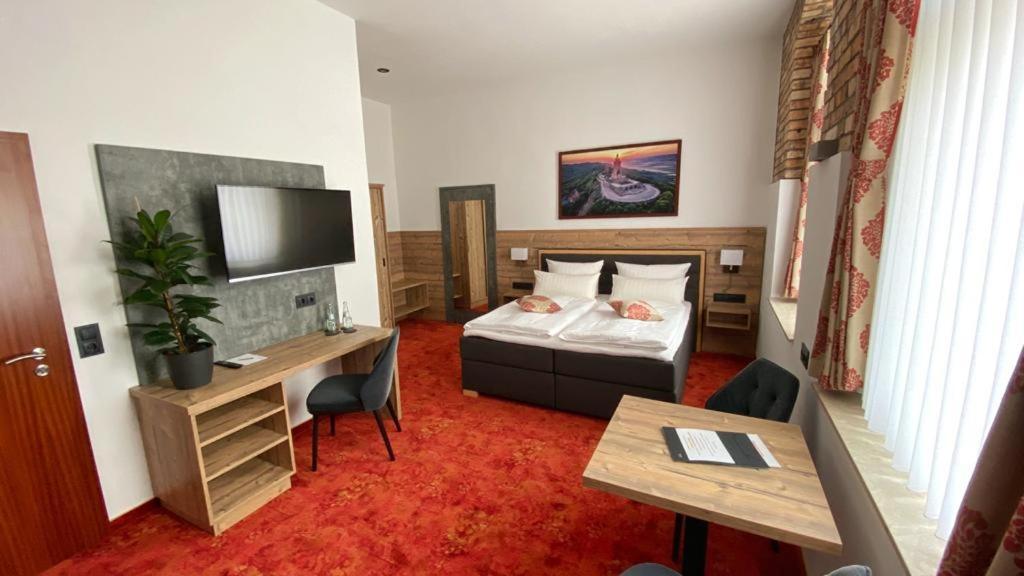 Hotel Friedchen Mit Eigener Fleischerei Artern Екстериор снимка