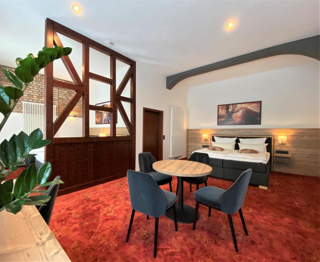 Hotel Friedchen Mit Eigener Fleischerei Artern Екстериор снимка