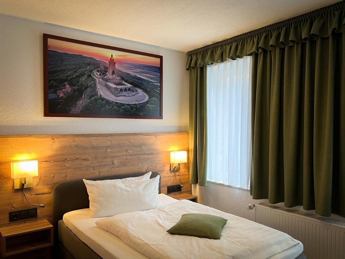 Hotel Friedchen Mit Eigener Fleischerei Artern Екстериор снимка