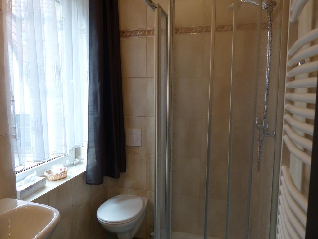 Hotel Friedchen Mit Eigener Fleischerei Artern Стая снимка