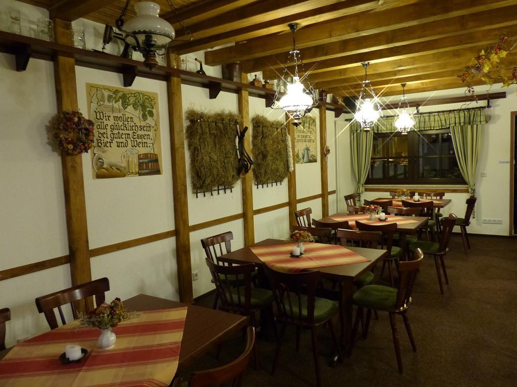 Hotel Friedchen Mit Eigener Fleischerei Artern Екстериор снимка