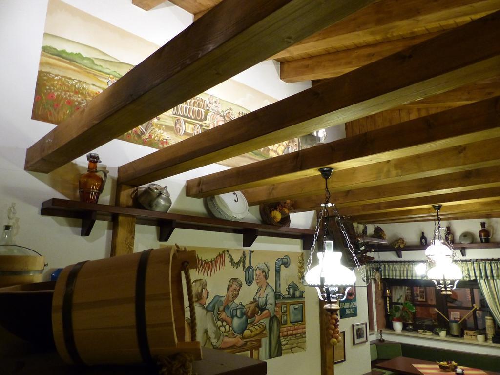 Hotel Friedchen Mit Eigener Fleischerei Artern Екстериор снимка