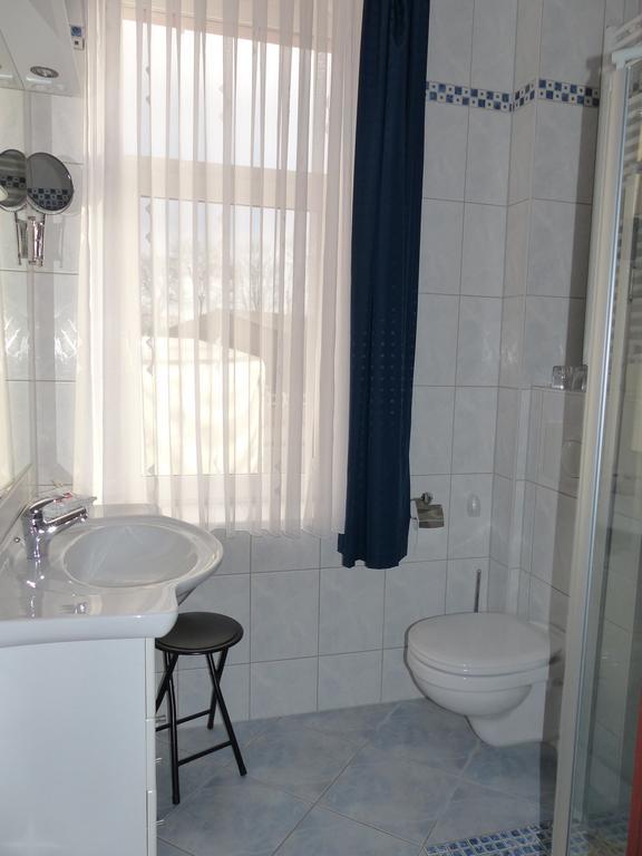 Hotel Friedchen Mit Eigener Fleischerei Artern Екстериор снимка